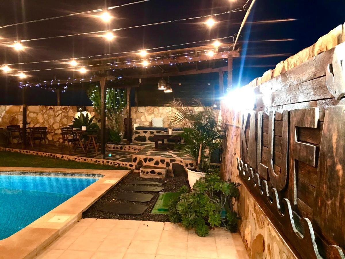 Albergue Kalufa Surf House El Cuchillo Exterior foto